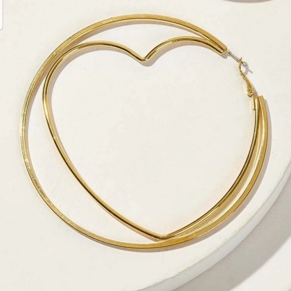*Cami* Heart Double Hoop Earrings - Picture 2 of 4